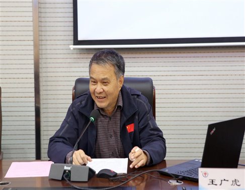 C:\Users\LENOVO\Desktop\导师培训\照片\2\PU0A9467_副本.jpg