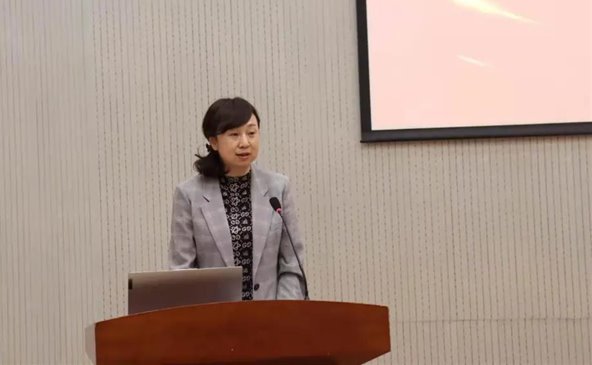 C:\Users\Lenovo\Desktop\2021年工作\学生活动\社团文化节\演讲比赛\邬校讲话.jpg