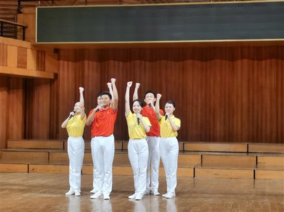 L:\2020.学生活动照片\大艺节拍摄\IMG_20201005_091624.jpg